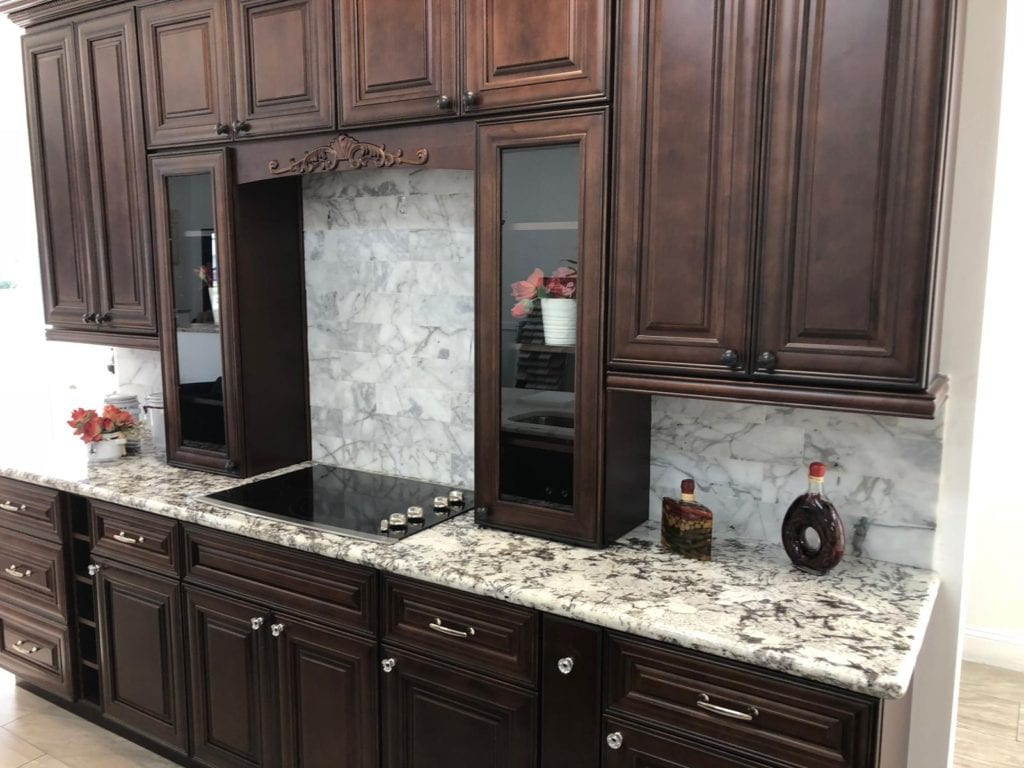 4 Materials for Your Kitchen Backsplash