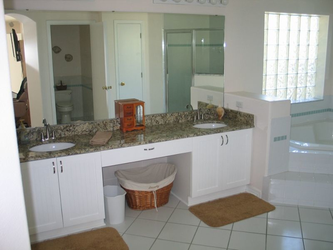 Custom Cabinets, Clermont, FL | The Gallery of Stone